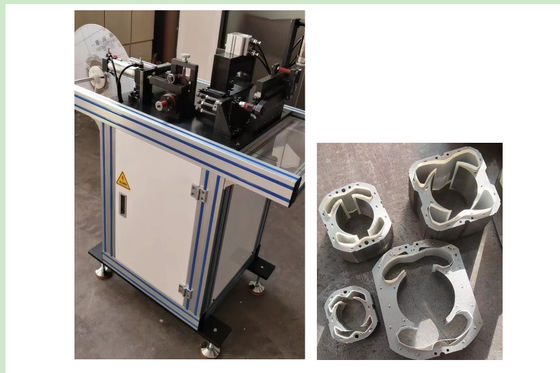 Máquina de isolamento de fenda de motor universal de dois polos estator / Máquina de formação Mylar fornecedor