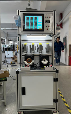 CE Equipamento de ensaio de armaduras de motores elétricos Painel de ensaio de resistência à soldagem de estações duplas fornecedor