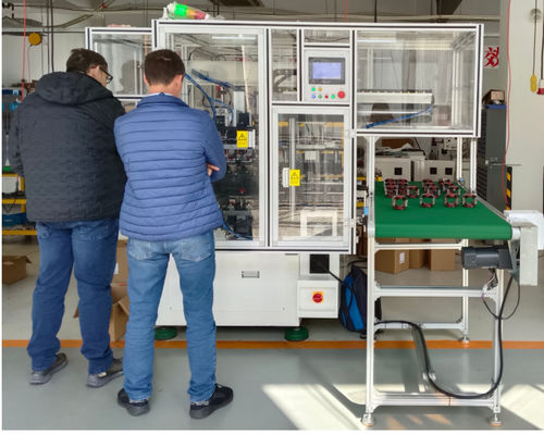 Equipamento de enrolamento de estator de ferramenta elétrica de dois polos 2 polos Universal de enrolamento de estator fornecedor