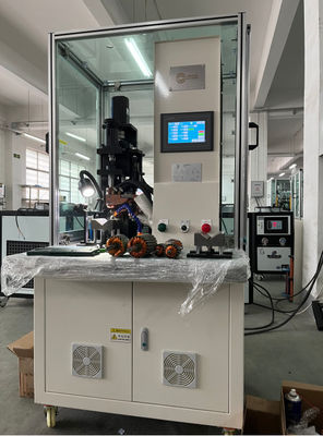Máquina de empilhamento a quente de soldagem por ponto de alimentação em corrente contínua escovada para fusão de comutadores de armadura fornecedor