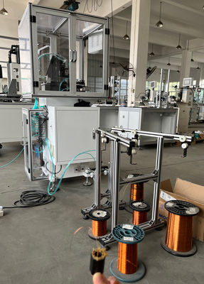 20, 28,35,42Máquina de enrolar de estator de motor a passo da série 57 com quatro agulhas BLDC Winder fornecedor